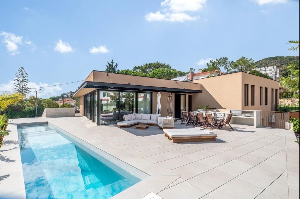 Alcabideche Luxury Villa