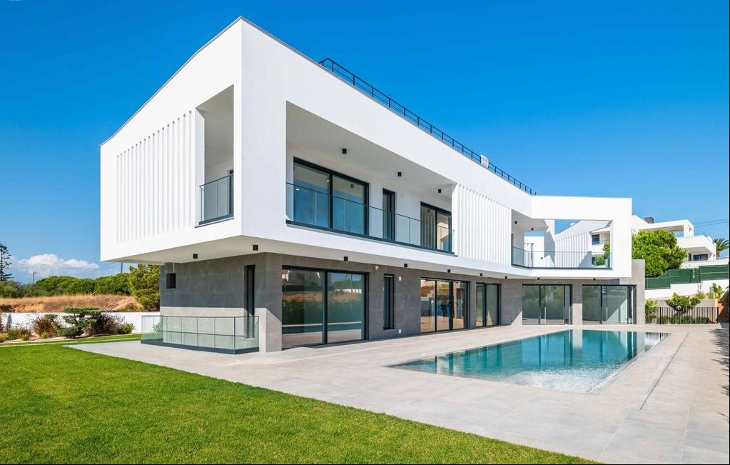 Galé Modern Luxury Villa