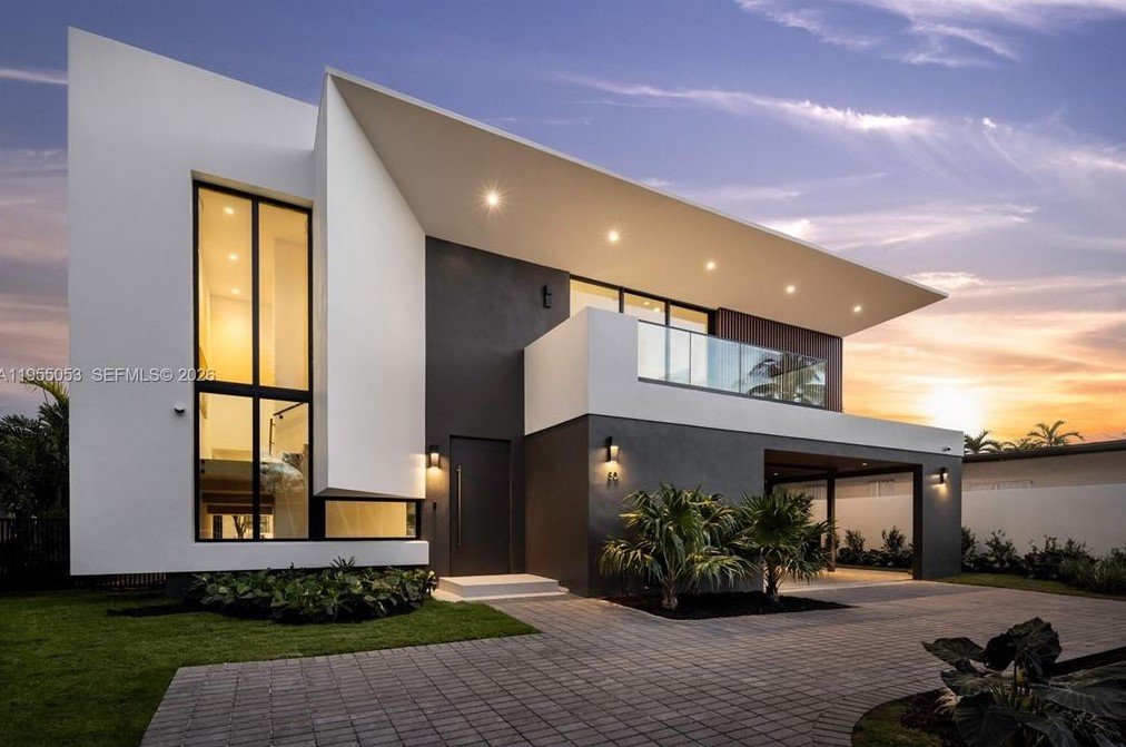 Casa 30 - Modern Luxury Villa in Coconut Grove